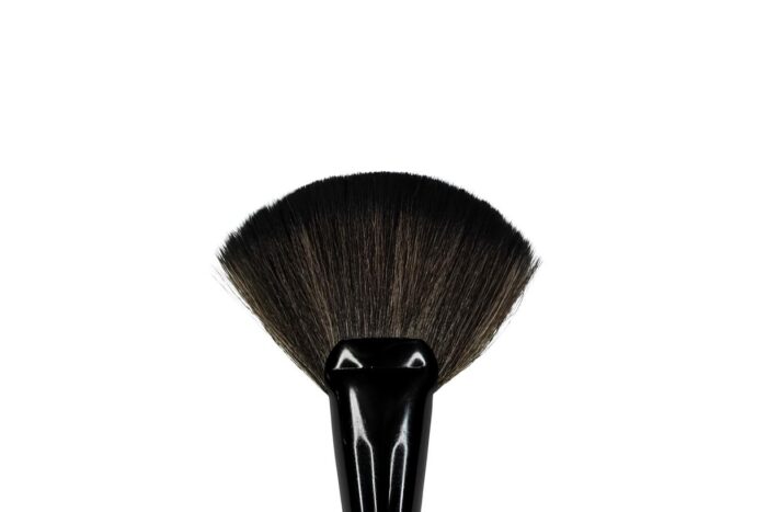 Brocha abanico negra - Imagen 1