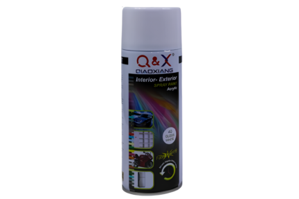 Lata de pintura en spray colores