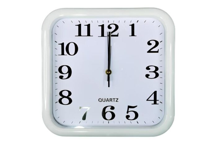 Reloj de pared de 30 cm cuadrado - Imagen 1