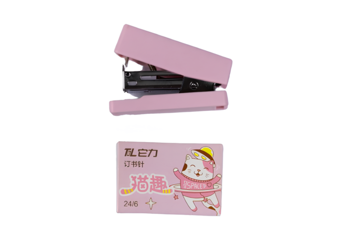 Mini corchetera kawaii con cajita de corchetes - Imagen 1