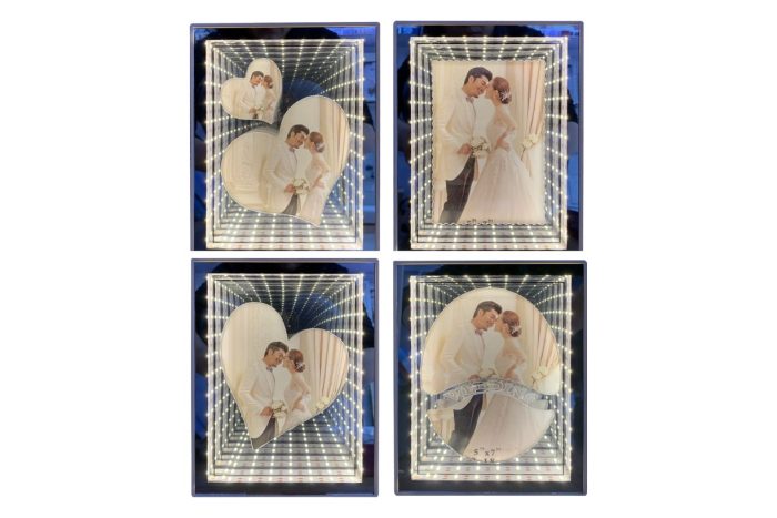 978865-2 Marco de Foto Diseño Espejo 20x25cm Luz Led - Imagen 1