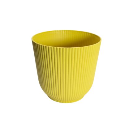 Maceta de plástico amarilla con diseño acanalado de 14x12,8cm para plantas medianas