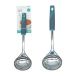 Cucharón práctico con mango gris de plástico