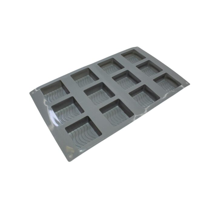 3b2e75b5-d389-4a19-b9cd-c29b49a0326a-4.jpg Molde de Silicona para Chocolates Cuadrados con Textura - 28×16.5×2.2 cm - Imagen 2