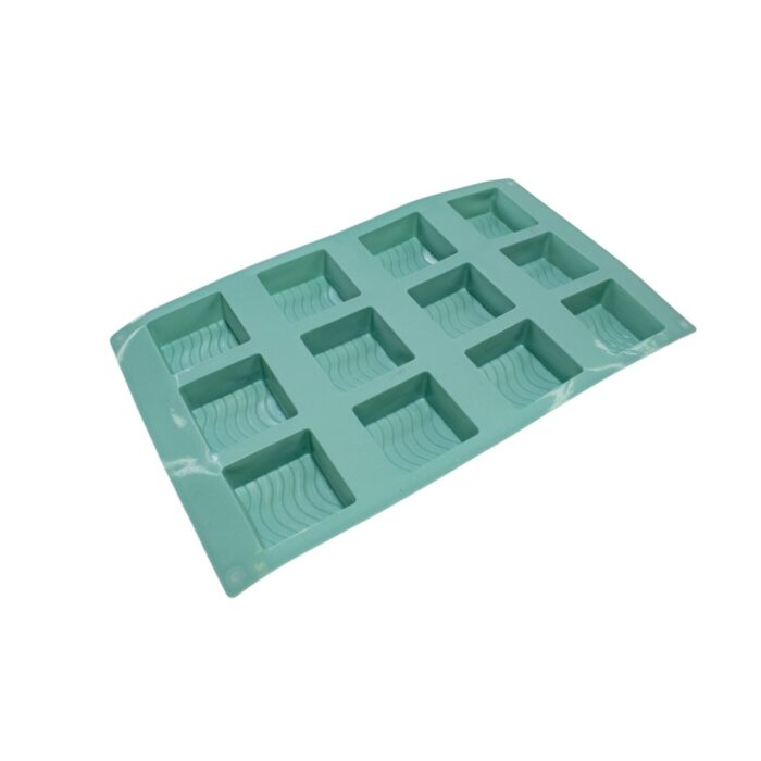 3b51bad6-57bd-4b42-80d8-540f348eb01d-4.jpg Molde de Silicona para Chocolates Cuadrados con Textura - 28×16.5×2.2 cm - Imagen 3