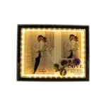 Marco de fotos horizontal Matrimonio 18x23cm (luz LED USB) - Imagen 5
