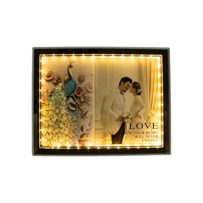 a6552df9-4e7d-49f2-bbc6-490ede3e4b72.jpg Marco de fotos horizontal Matrimonio 18x23cm (luz LED USB) - Imagen 4